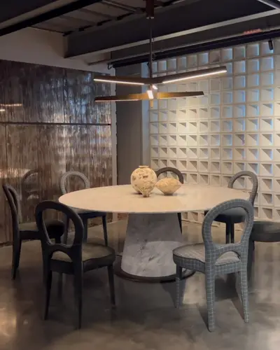 Post by Foshan furniture factory (Wenhemei / Crystal One Home)