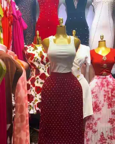 Post by Danna fashion wholesale