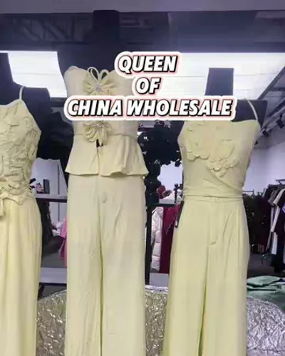 Post by China clothes wholesale queen