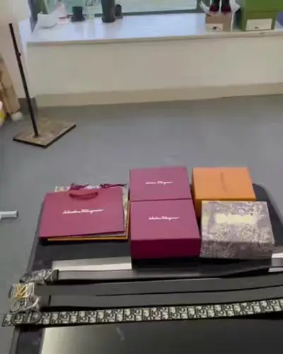 Post by China Wholesaler (Bags & Shoes)
