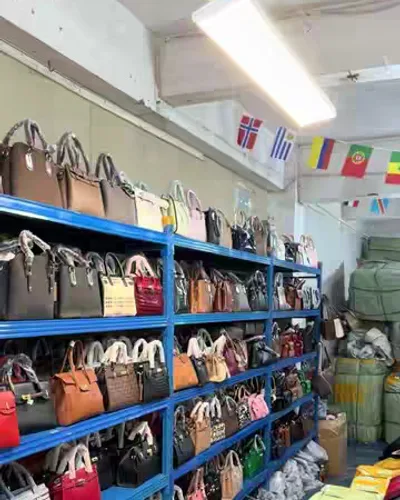 Post by Chinese bags