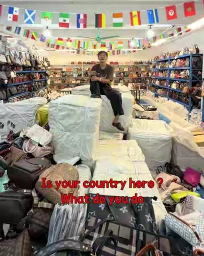 Post by Chinese bags