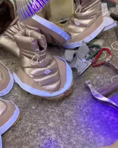 Post by chuangyi shoes factory