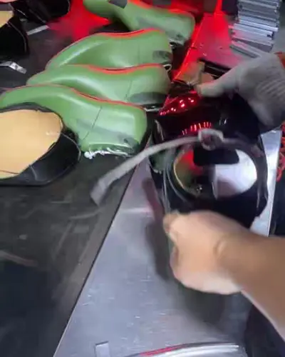 Post by High-end Footwear Factory