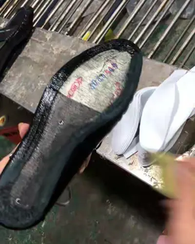 Post by High-end Footwear Factory