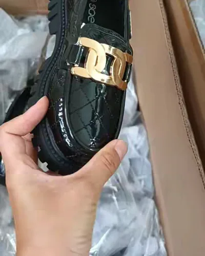 Post by Lina shoes