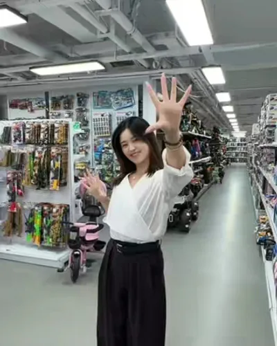 Post by Toy Factory~ViVi