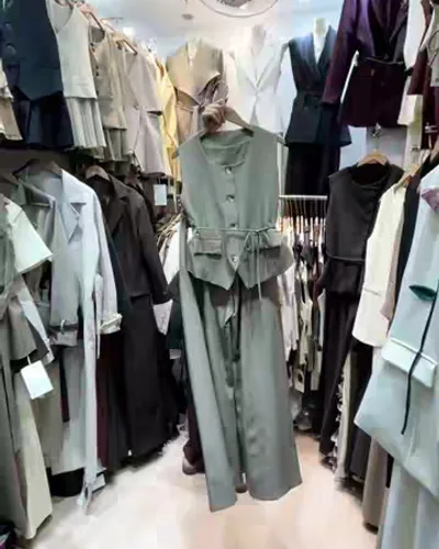 Post by Haotian Wholesale Clothing