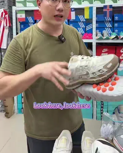 Post by Ethan shoe wholesale